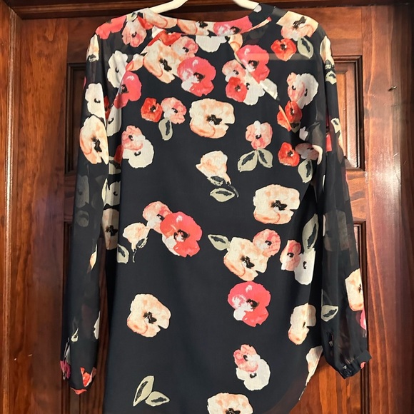 Floral Black Blouse by Cabi - Picture 2 of 4